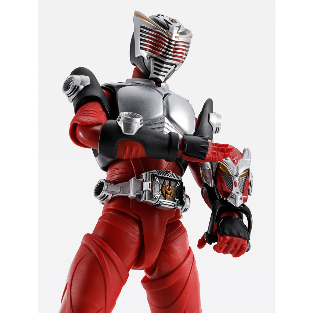 S.H.Figuarts（真骨彫製法）仮面ライダー龍騎