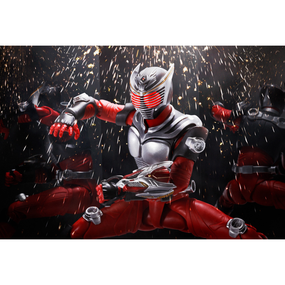 S.H.Figuarts（真骨彫製法）仮面ライダー龍騎
